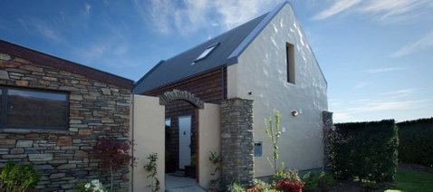 Charming Wanaka Cottage - Accommodation New Zealand 1