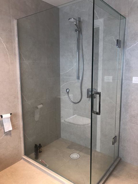 Clean & Modern Ensuit Close To City & Airport - Accommodation New Zealand 3