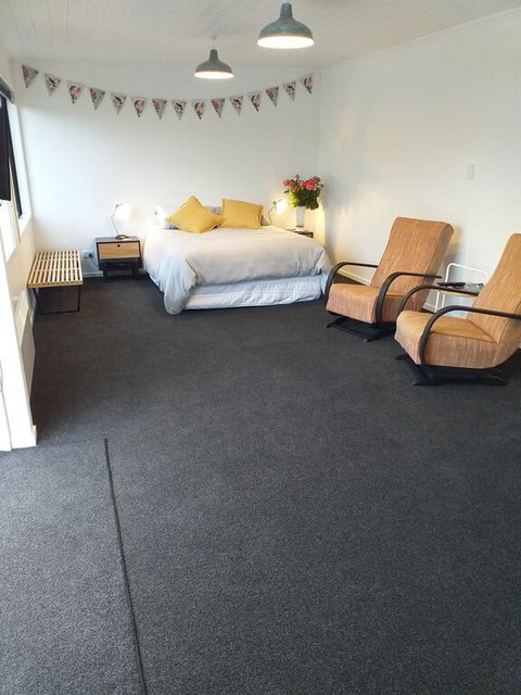 Clifden Pitstop - Accommodation New Zealand 1