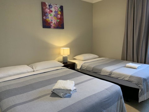 CLOSE TO ROTOTUNA' S SHOP - Accommodation New Zealand 1