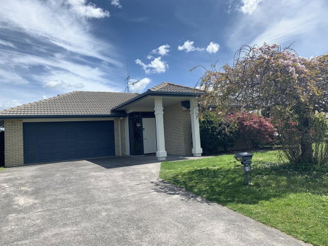CLOSE TO ROTOTUNA' S SHOP - Accommodation New Zealand 2