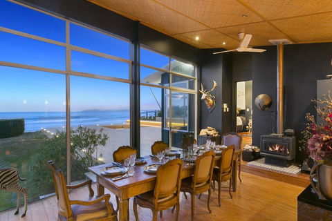 Cloud 9 Retreat - Karitane - Absolute Beachfront Holiday Home - Accommodation New Zealand 3