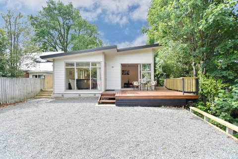 Clyde 106 - Christchurch Holiday Homes - Accommodation New Zealand 1