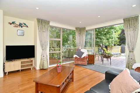 Clyde 106 - Christchurch Holiday Homes - Accommodation New Zealand 3