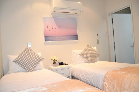 Colombo Lodge - Accommodation New Zealand 0