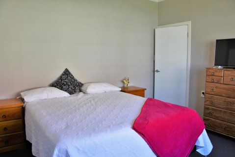 Comfy Break Away - Accommodation New Zealand 0