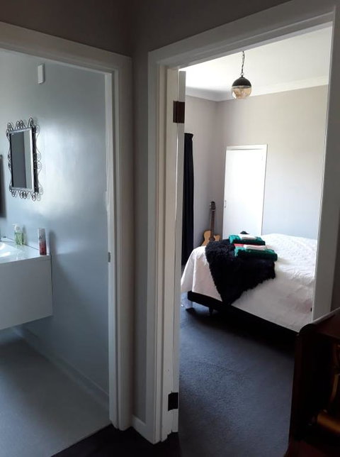 Comfy Break Away - Accommodation New Zealand 3