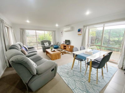 Cosy Rotorua Center Holiday Home