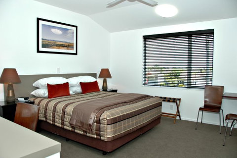 Craythornes Halswell Hotel - Accommodation New Zealand 0