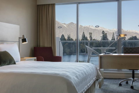 Crowne Plaza Queenstown - Accommodation New Zealand 0