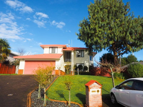 Cul-de-sac Home In Hamilton - Accommodation New Zealand 0