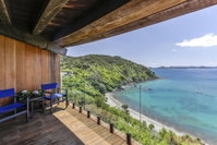 Donkey Bay Inn