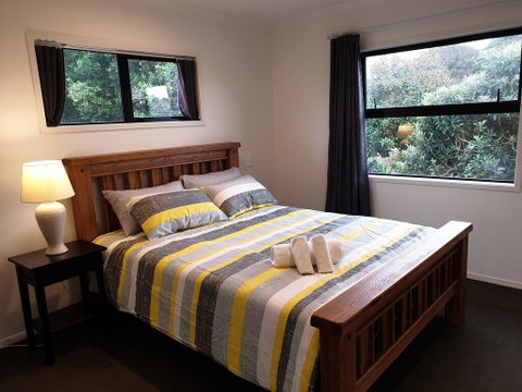 Dowding Hideaway Close To Garden And Hospitl - Accommodation New Zealand 0