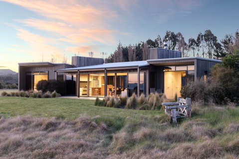 Dunalistair House - Accommodation New Zealand 0