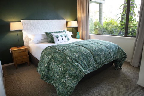 Emerald Inn On Takapuna Beach - Accommodation New Zealand 1