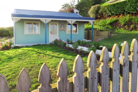 Fantail Cottage - Accommodation New Zealand 0