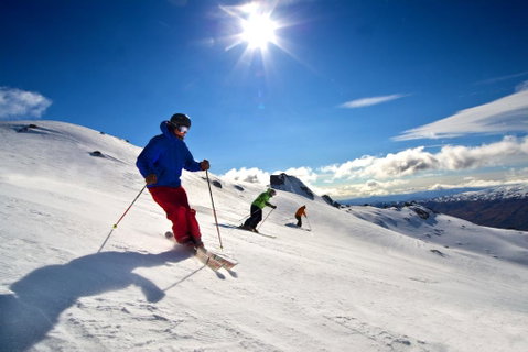 Faulks Terrace - Sleeps 6 - Lake & Mountain Views - Walk To Town - Accommodation New Zealand 1