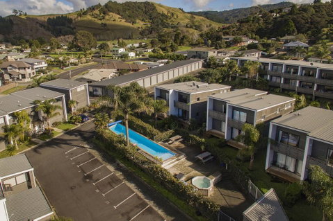 French For Sunshine - Whitianga Holiday Home - Accommodation New Zealand 2
