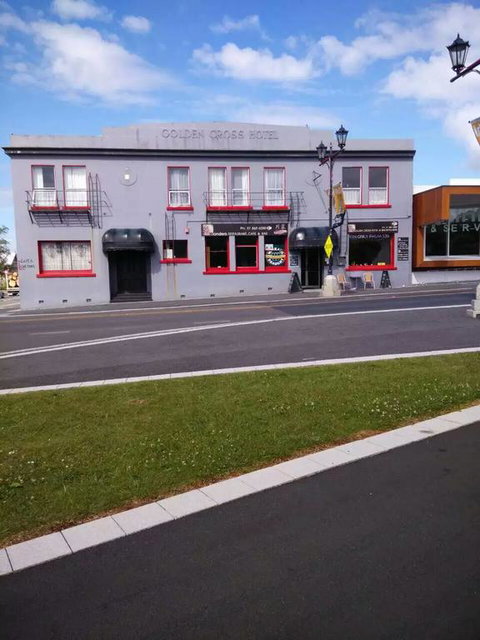 Golden Cross Hotel - Accommodation New Zealand 3