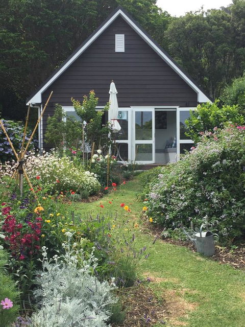 Hahei Kereru Cottage - Accommodation New Zealand 3