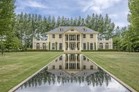 Hartford House