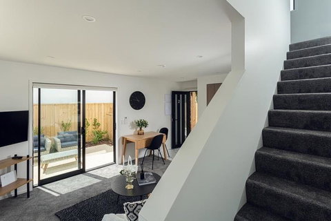 Hayley Park Townhouse - Accommodation New Zealand 1