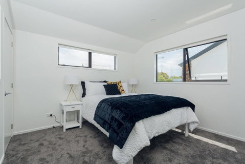 Hayley Park Townhouse - Accommodation New Zealand 0