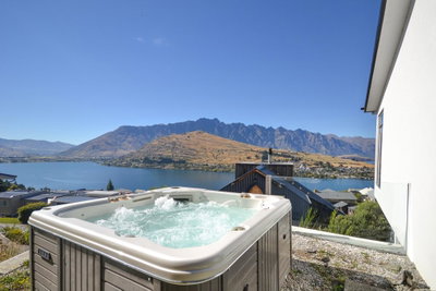 Heaven On Hensman, Panoramic Lake Views