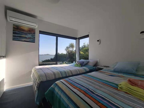 Hillsborough Seaview Villa - Accommodation New Zealand 2