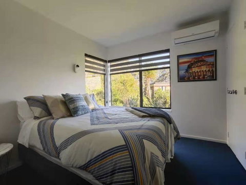 Hillsborough Seaview Villa - Accommodation New Zealand 1