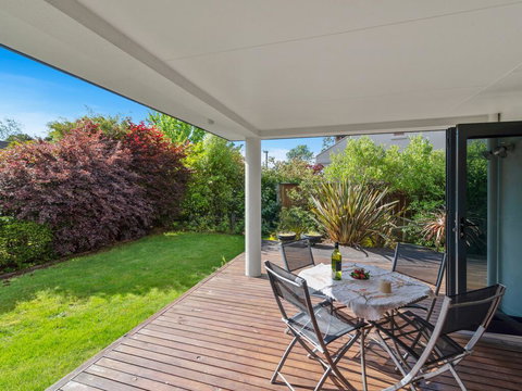 Holdens Bay Retreat - Rotorua Holiday Home - Accommodation New Zealand 3