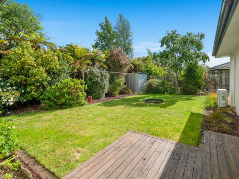 Holdens Bay Retreat - Rotorua Holiday Home - Accommodation New Zealand 2