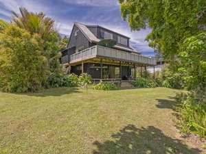 Holiday on Haddon - Whitianga Holiday Home