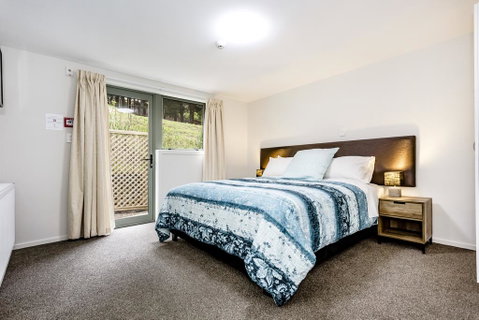 Hunters Moon - Accommodation New Zealand 1