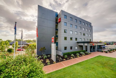 Ibis Rotorua - Accommodation New Zealand 0