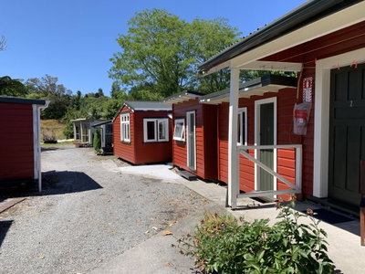 Ikamatua Hotel