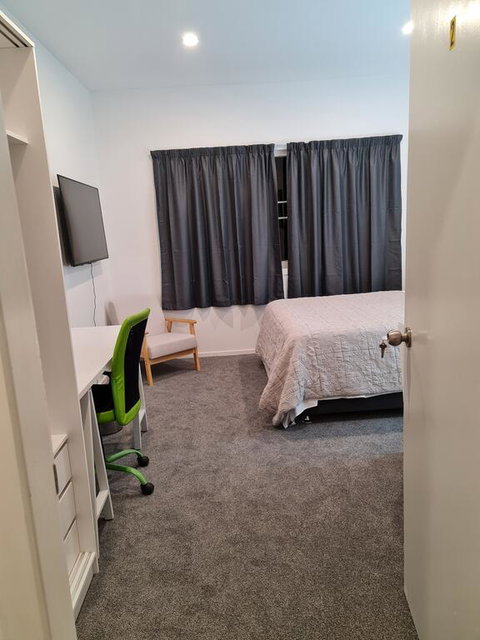 J&L Holiday House - Accommodation New Zealand 1