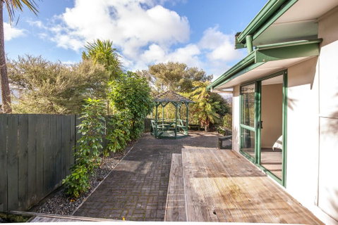 Kaihua Lookout - Taupo Holiday Home - Accommodation New Zealand 1