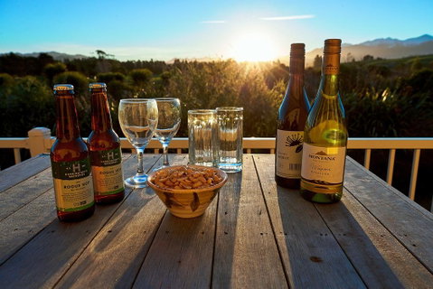 Kakatu Retreat - Accommodation New Zealand 3