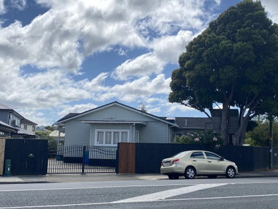 Knights Rd Beauty