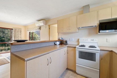 Korimako Ridge - Lake Hawea Holiday Home - Accommodation New Zealand 1