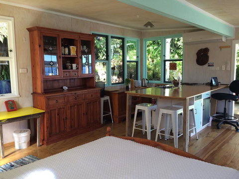 Kowhai Iti - Accommodation New Zealand 2