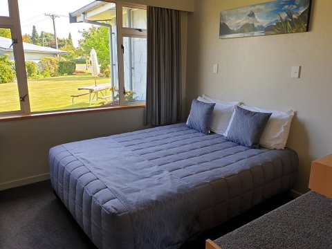Lakeside Motel & Apartments - Accommodation New Zealand 2