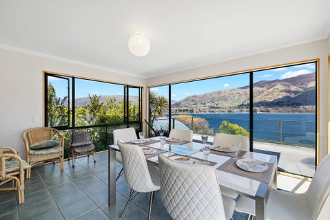 Lakeside Serenity - Wanaka Holiday Home - Accommodation New Zealand 0