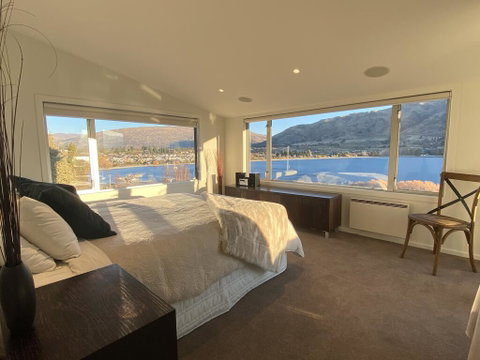 Lakeview Heights Luxury Apartment 2 - Accommodation New Zealand 0