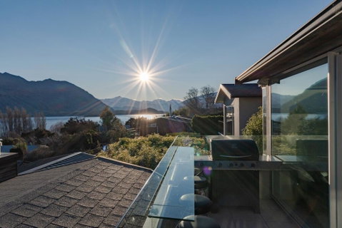 Lakeview Heights Luxury Apartment 2 - Accommodation New Zealand 3