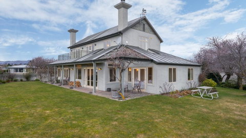 Magic On Manuka - Accommodation New Zealand 0