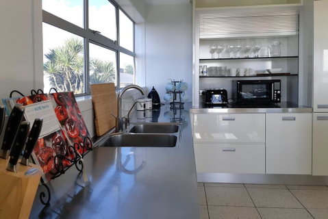 MAGNIFICENT ON MOLESWORTH - CENTRAL CITY - Accommodation New Zealand 3