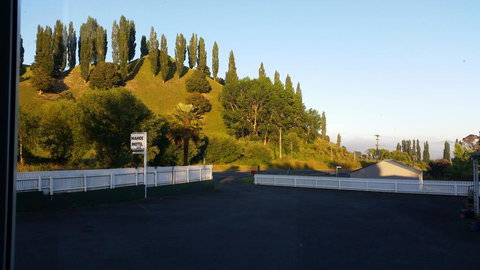 Mahoe Motel & Restaurant - Accommodation New Zealand 0