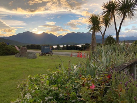 Manapouri Lakeview Motor Inn - Accommodation New Zealand 0